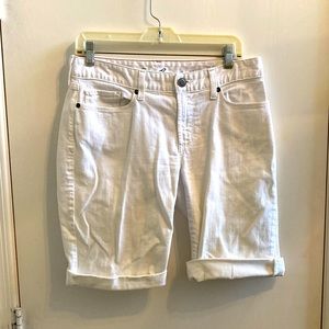 Eddie Bauer Womens Shorts size 6